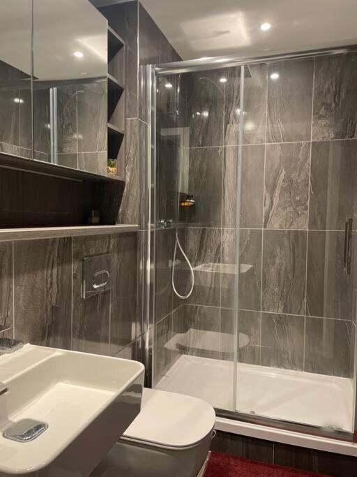 Luxury 2 Bedroom Apartment Manchester City Centre エクステリア 写真