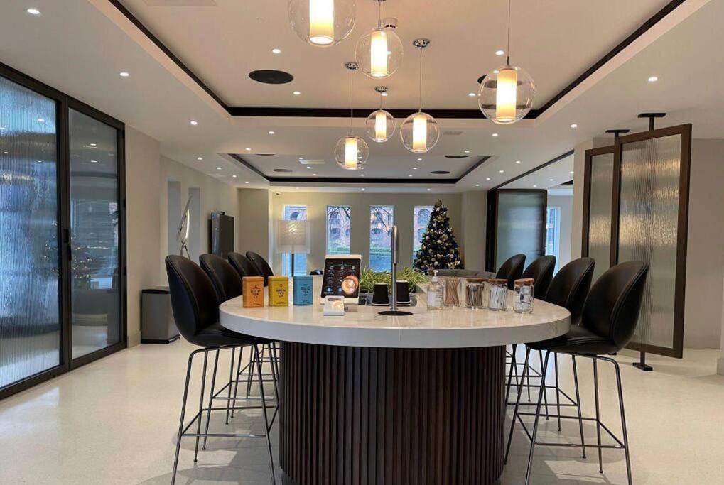 Luxury 2 Bedroom Apartment Manchester City Centre エクステリア 写真