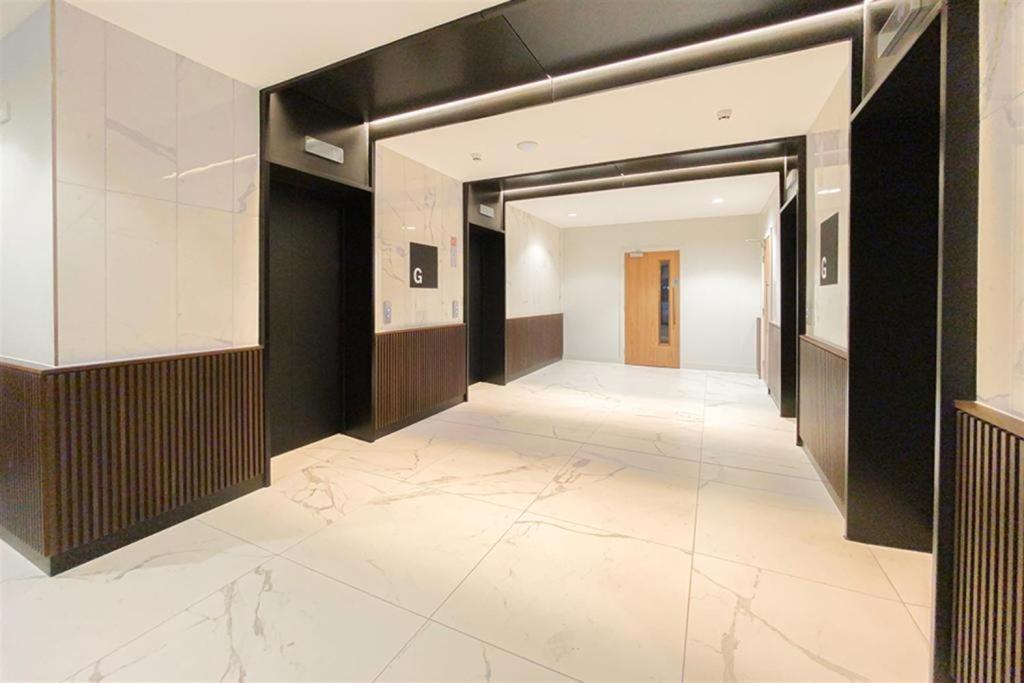 Luxury 2 Bedroom Apartment Manchester City Centre エクステリア 写真