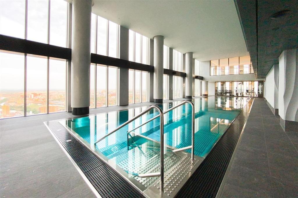 Luxury 2 Bedroom Apartment Manchester City Centre エクステリア 写真